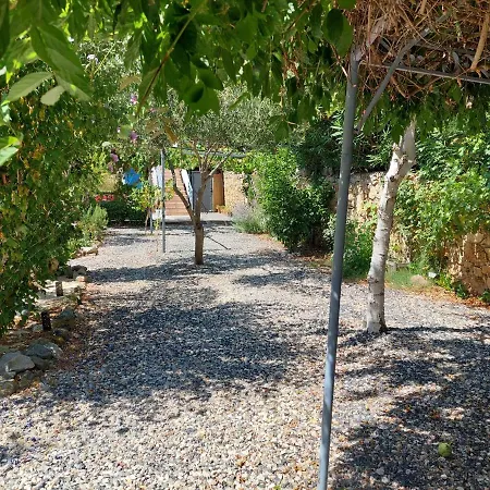 D'hotes Climatisees Les Maisons De Gaia Bed & Breakfast Tuchan
